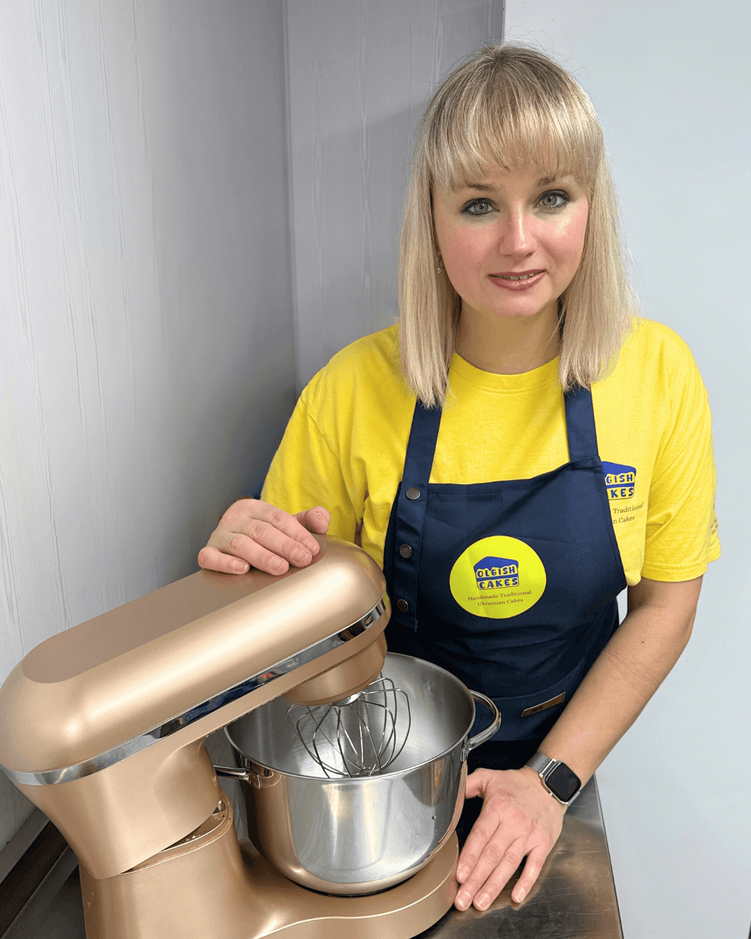 Olga, founder of Olgish Cakes